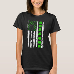 Retro St  Patrick's Day Green Irish American Flag  T-Shirt