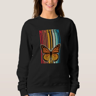 Retro Style 19 Year Monarch Butterfly Lover Birthd Sweatshirt