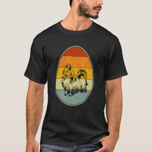 Retro Style Easter Egg Graphic Funny Easter Day Ma T-Shirt