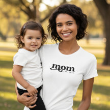 Retro Style Vintage Typography Mum Established