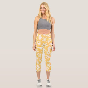 Retro Summer Daisies Pattern Small #5 #pattern Capri Leggings