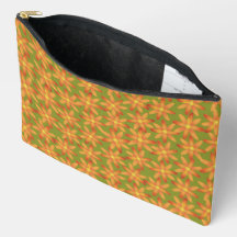 Retro Sunburst Daisy Floral in Golden Olive