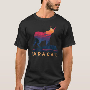 Retro Sunset Caracal Cat Animal Wildlife Lynx Cat T-Shirt