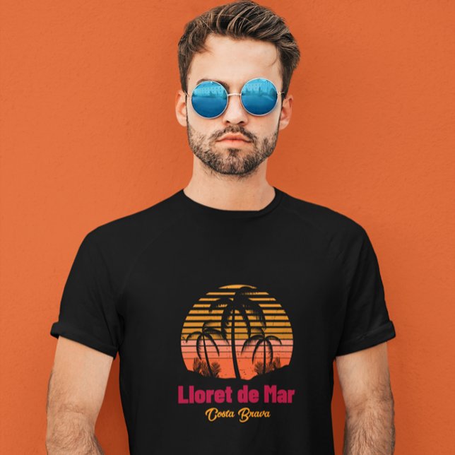 Retro Sunset Lloret de Mar Spain Vacation T-Shirt (Retro Sunset Lloret de Mar Spain Vacation T-Shirt)