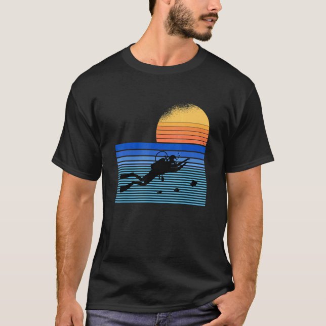 Retro Sunset Ocean Sea Diver Scuba Diving Underwat T-Shirt (Front)