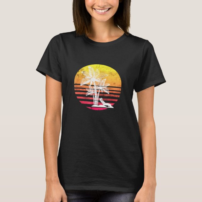 Retro Sunset Palm Tree Summer Cool Vacation T-Shirt (Front)