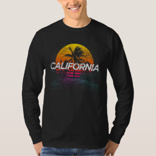 Retro Sunset Palm Trees Summer Vacation Vintage Ca T-Shirt