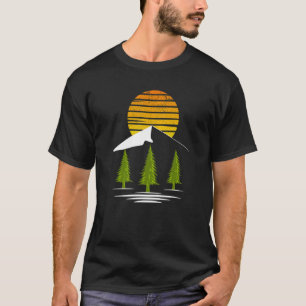 Retro Sunset Pine Trees & Mountain Scene For Men T-Shirt