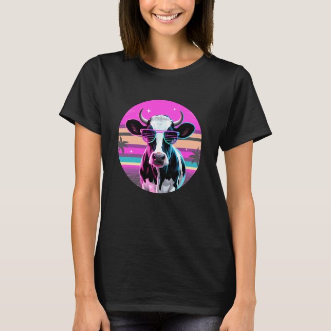 Retro Synthwave Cow Sunglasses Cattle T-Shirt (Front)