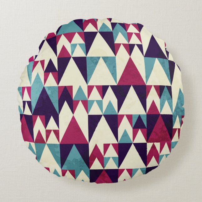 Retro Triangle Geometric Seamless Pattern Round Cushion (Front)