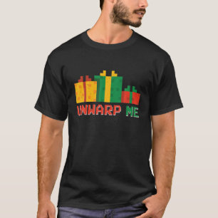 Retro Unwrap Me Box 8 Bit Pixelated Pixel Ugly Chr T-Shirt