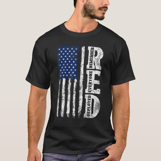 Retro US Flag Remember Everyone Veteran Deployed R T-Shirt (Front)