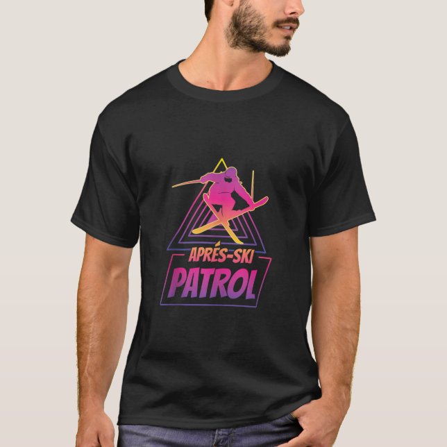 Retro Vaporwave Winter Sports Snowboard Apres Ski  T-Shirt (Front)