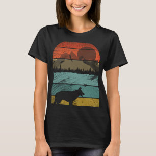 Retro vintage German Shepherd Dogs  and cute anima T-Shirt