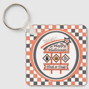 Retro Vintage Halloween Sign –Trick or Treat Plaid Key Ring