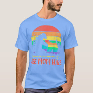 Retro Vintage Lgbtq Pride Mama Bear Free Mum Hugs T-Shirt