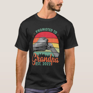 Retro Vintage Promoted To Grandpa Est. 2022 Father T-Shirt