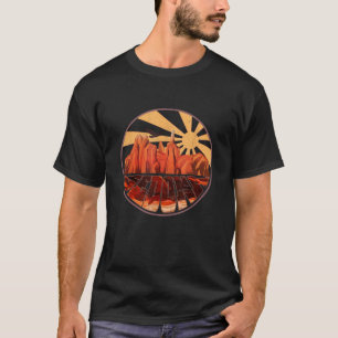 Retro Vintage Sedona Arizona Hiking Sunset Dawn Gi T-Shirt