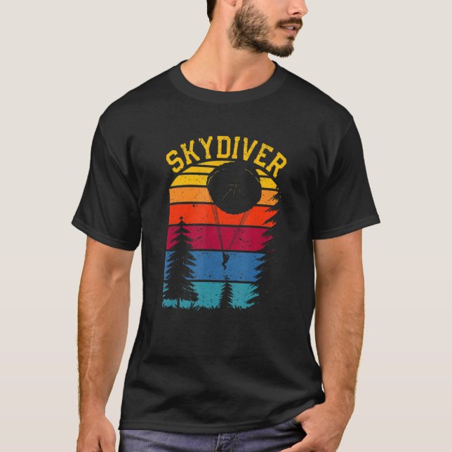 Retro Vintage Skydiver Skydiving Lover Parachuting T-Shirt (Front)