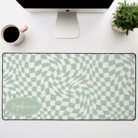 Retro Wave: Modern Wavy Mint Green Chequerboard