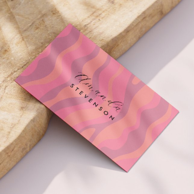 Retro wavy pattern business card (Creator Uploaded)