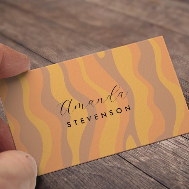 Retro wavy pattern business card (Creator Uploaded)