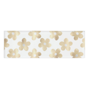 Retro White Gold Daisy Flowers Name Tag