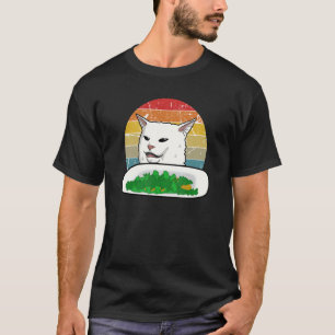 Retro Yelling Confused Cat Internet Meme Vegan Kit T-Shirt