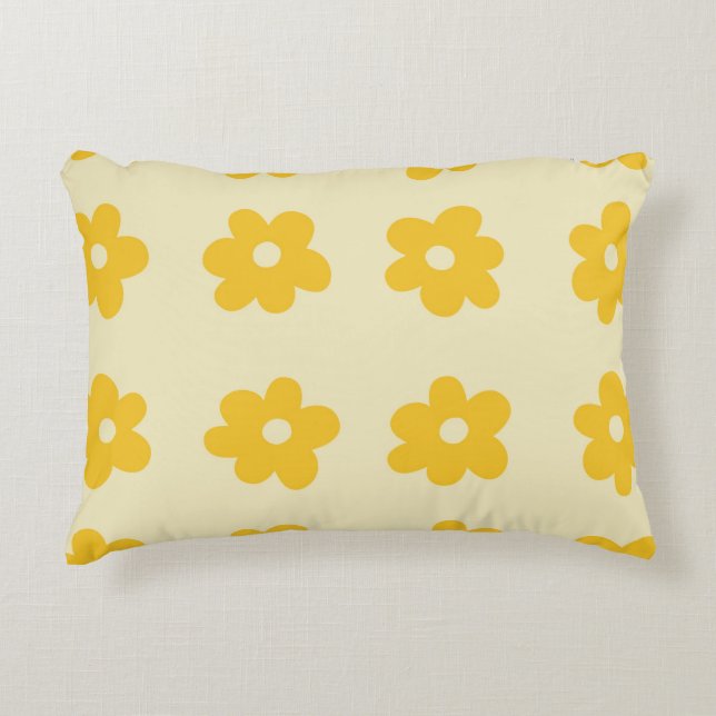 Retro Yellow Tropical Simple Flower Pattern Decorative Cushion (Front)