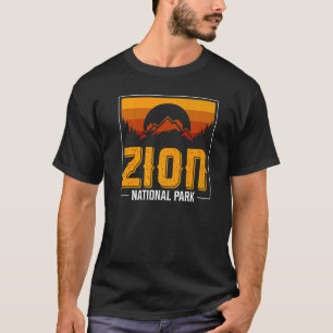 Retro Zion National Park US Vintage Utah Adventure T-Shirt