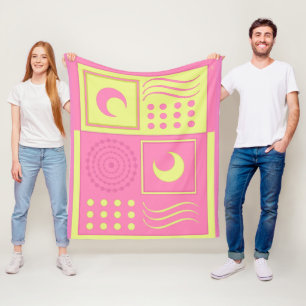 Rever 7 fleece blanket