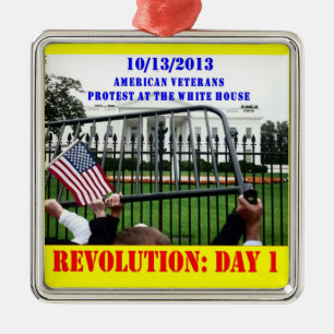 REVOLUTION: DAY 1 METAL TREE DECORATION