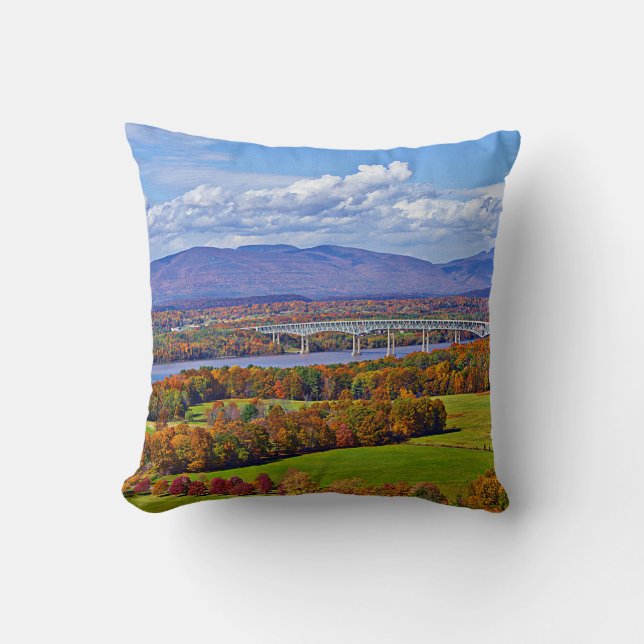 Rhinecliff Bridge in the fall Cushion (Front)