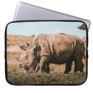 RHINO'S IN AFRICA GRAZING LAPTOP SLEEVE
