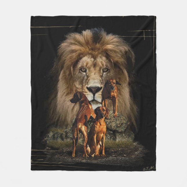 Rhodesian Ridgeback with Lion    Fleece Blanket (Front)