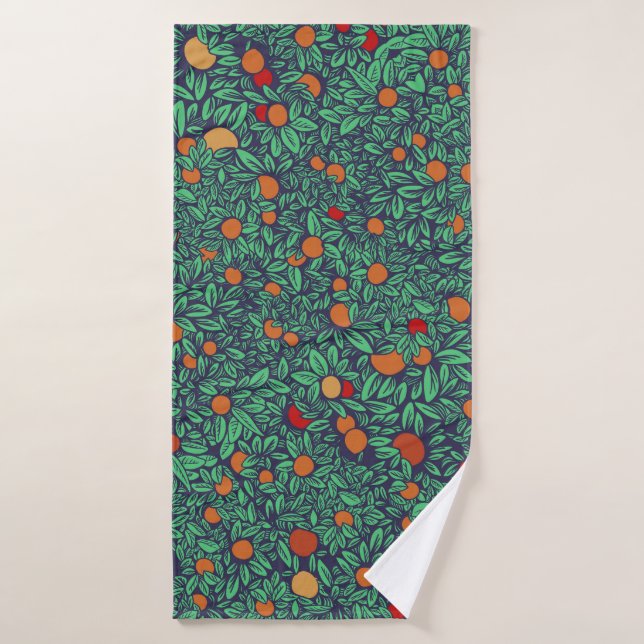 Rich Orchard: Vintage Tree Pattern. Bath Towel (Bath Towel)