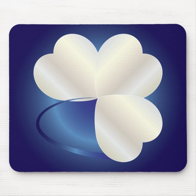 Ring of three hearts mouse mat (Front)
