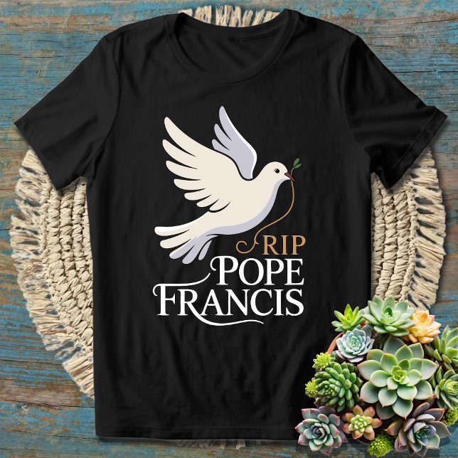 RIP Pope Francis - A Legacy of Love and Peace T-Shirt (Creator Uploaded)