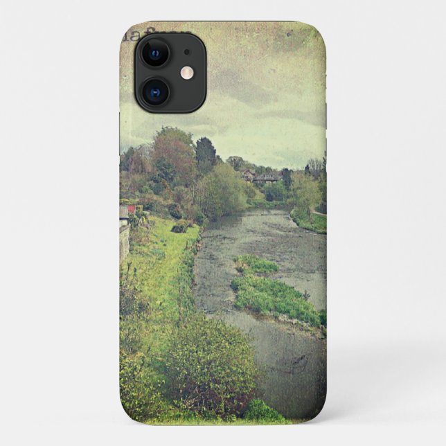 River Hafren in Newtown, Powys Case-Mate iPhone Case (Back)