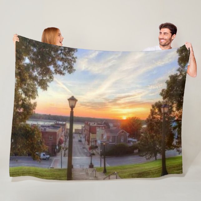 RIVER TOWN FLEECE BLANKET (In Situ)