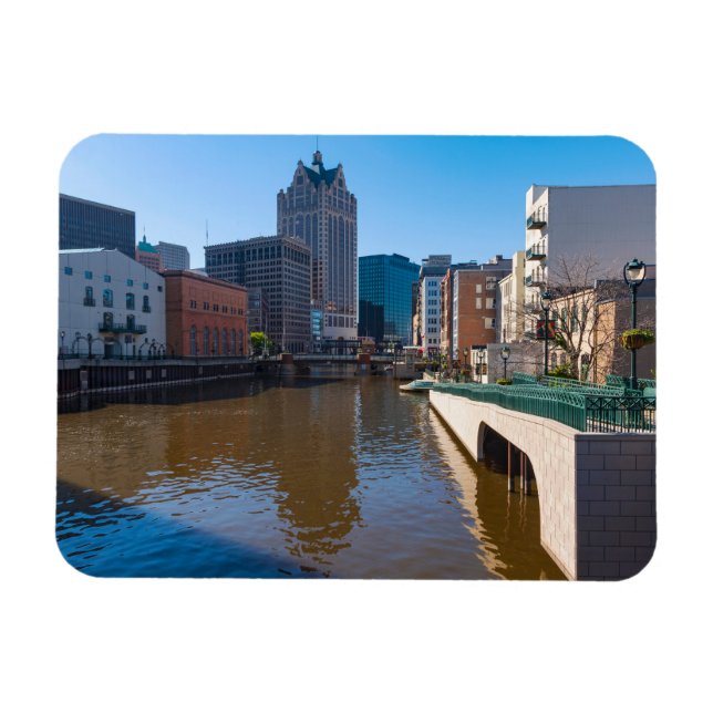 riverfront from kilbourn street in milwaukee magnet (Horizontal)