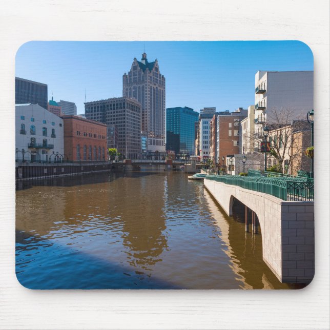 riverfront from kilbourn street in milwaukee mouse mat (Front)