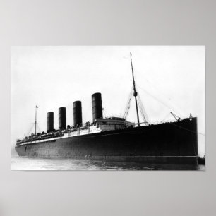 RMS Lusitania arriving in New York - 1907 Poster