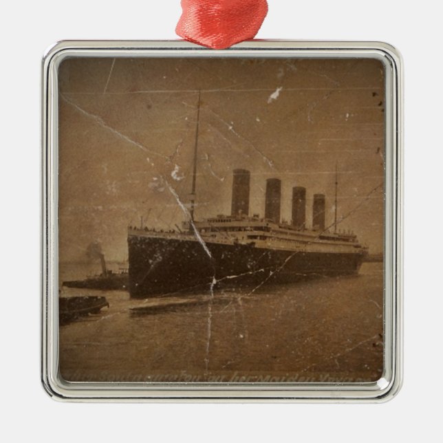 RMS Titanic Southampton Metal Tree Decoration (Front)