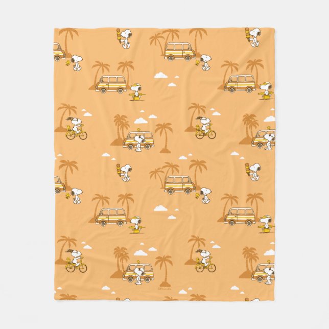 Road Trippin | Peanuts Snoopy Beach Pattern Fleece Blanket (Front)