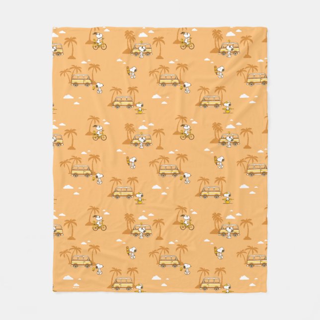 Road Trippin | Peanuts Snoopy Beach Pattern Fleece Blanket (Front)