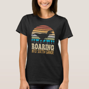 Roaring Into 6th Grade Dinosaur Back To School Vin T-Shirt