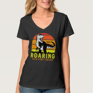 Roaring Into First Grade 2021 Edition Retro Vintag T-Shirt