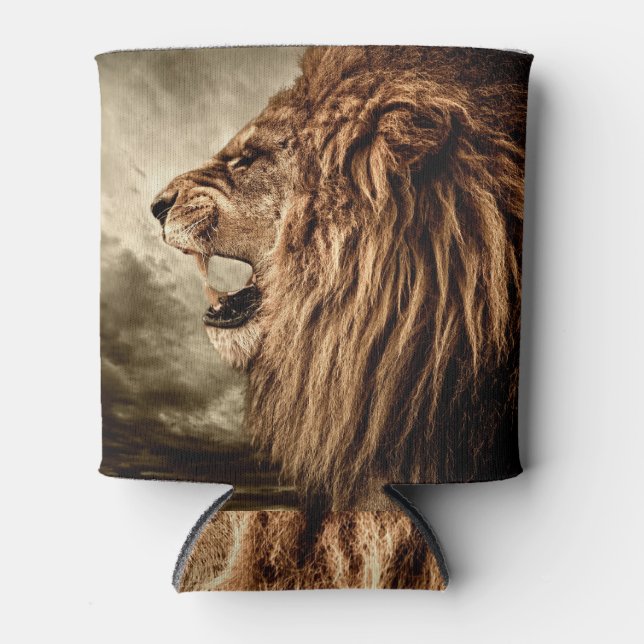 Roaring Lion: Majestic Vintage Art. Can Cooler (Front)