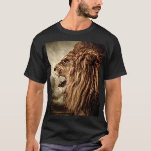 Roaring Lion: Majestic Vintage Art. T-Shirt